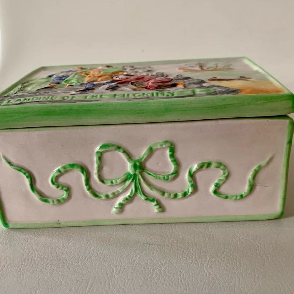 Vintage Landing Of The Piligrims Ceramic Trinket Box Italy 2.5/4/5”